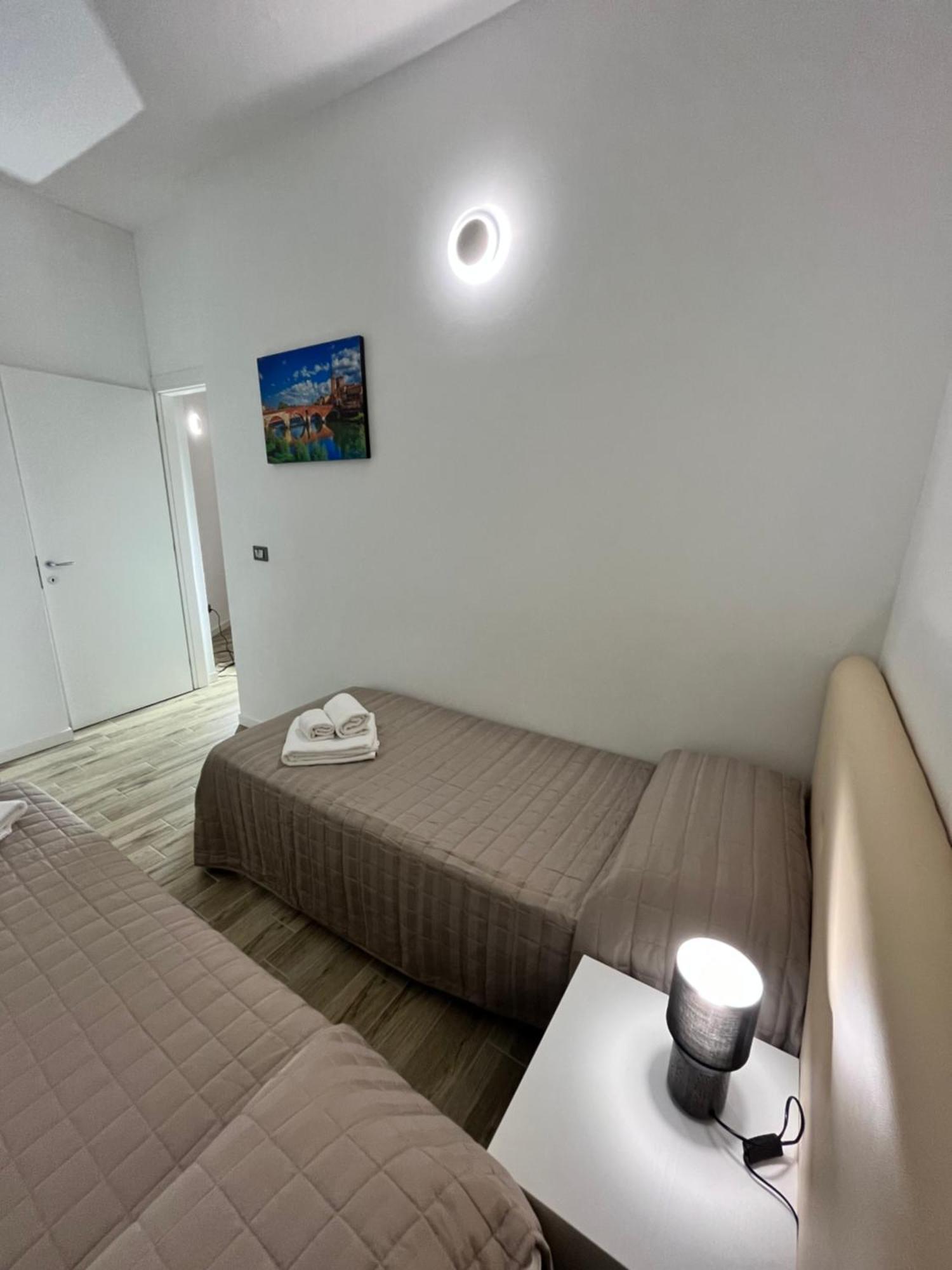 Residenza Al Sogno - On Lake Garda Cavaion Veronese Ngoại thất bức ảnh